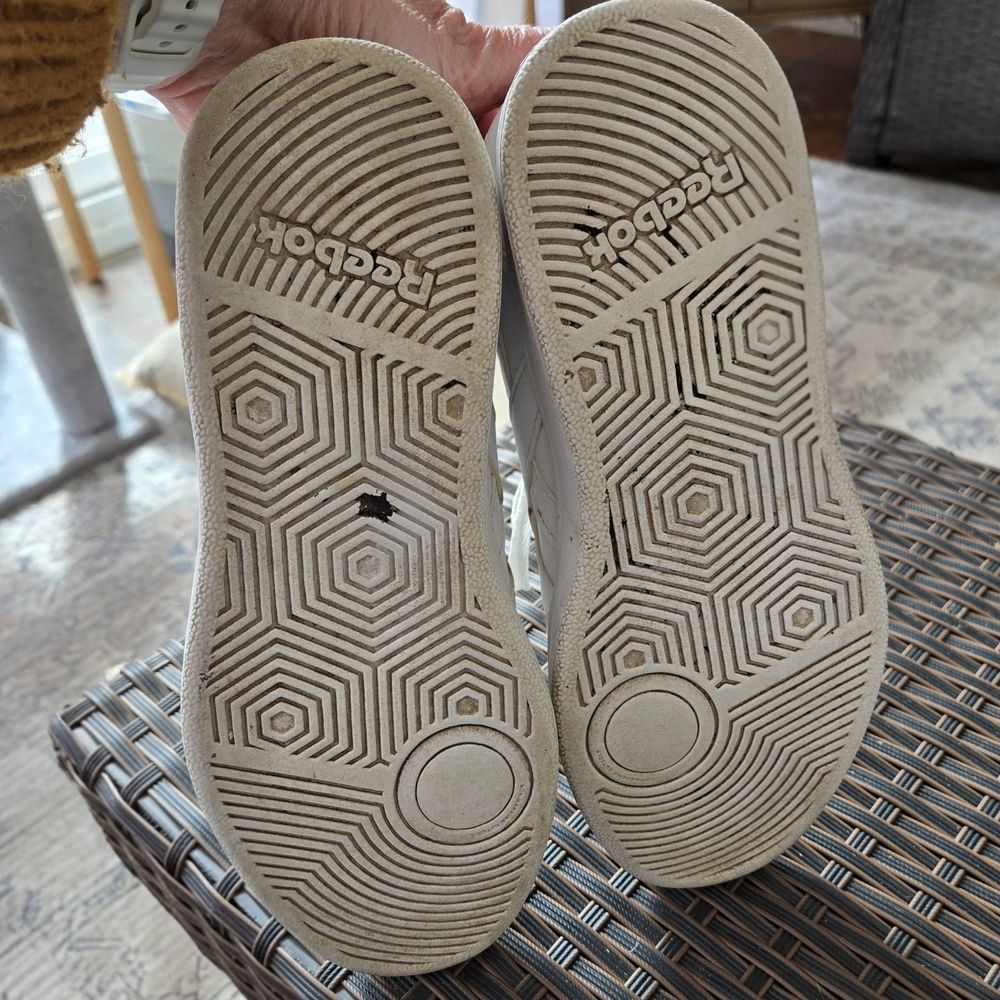 Reebok Classic White Leather Sneakers - Picture 8 of 8